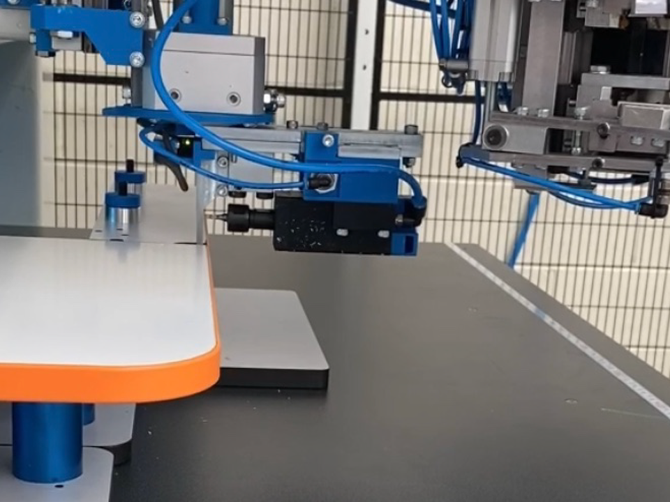 Head Mounted End-Trim (HMET)